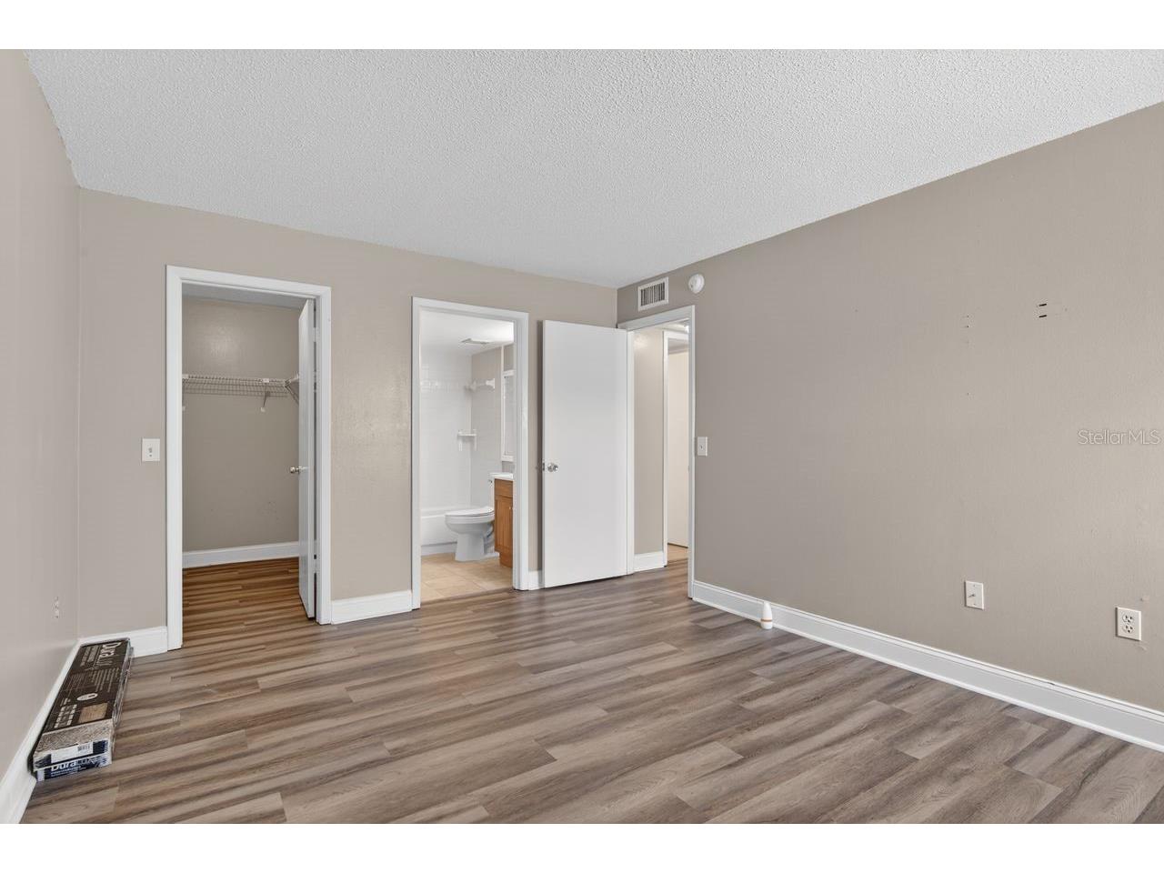 14319 Hanging Moss Circle #102 Tampa FL 33613 TB8467578 image10