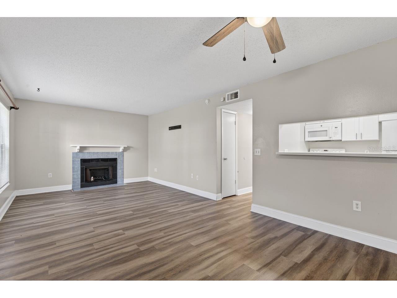 14319 Hanging Moss Circle #102 Tampa FL 33613 TB8467578 image4