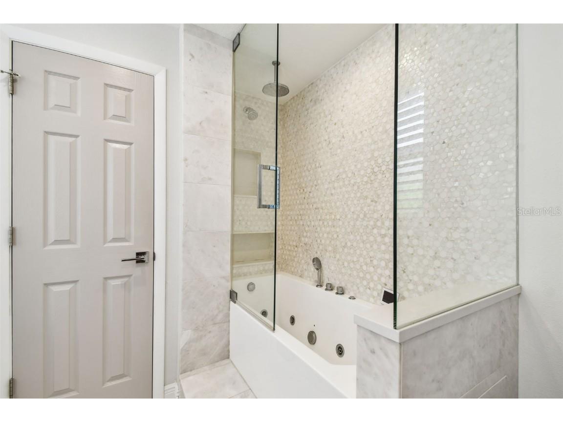 1432 50th Avenue NE Saint Petersburg FL 33703 TB8395985 image32