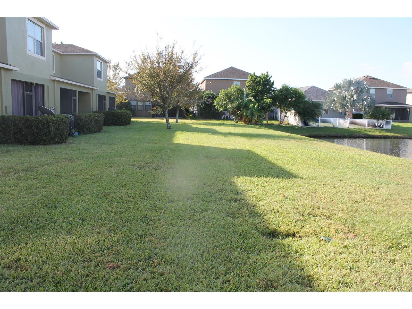 1432 Harbour Blue Street Ruskin FL 33570 TB8449522 image3