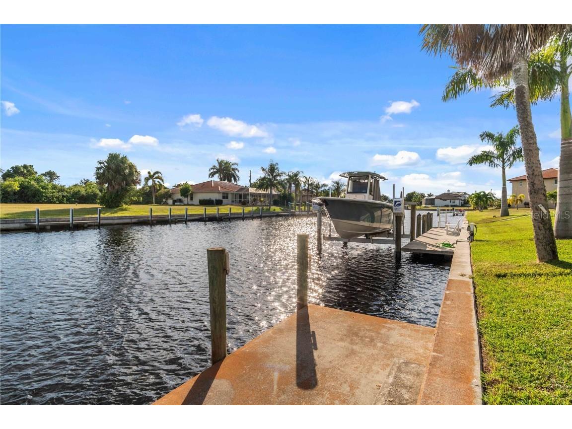 1432 Mediterranean Drive #1A Punta Gorda FL 33950 C7450419 image1