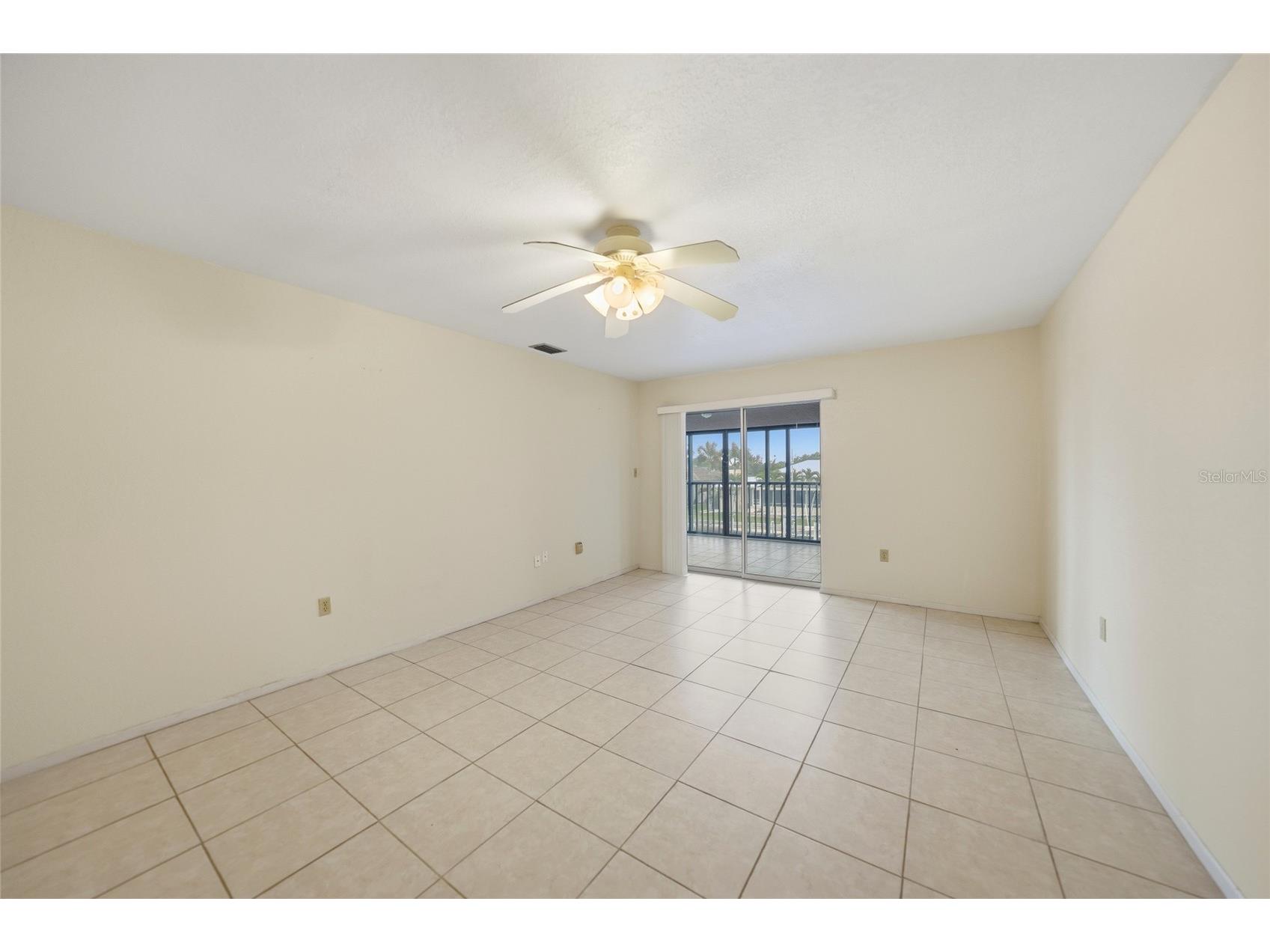 1432 Mediterranean Drive #2B Punta Gorda FL 33950 D6147520 image4