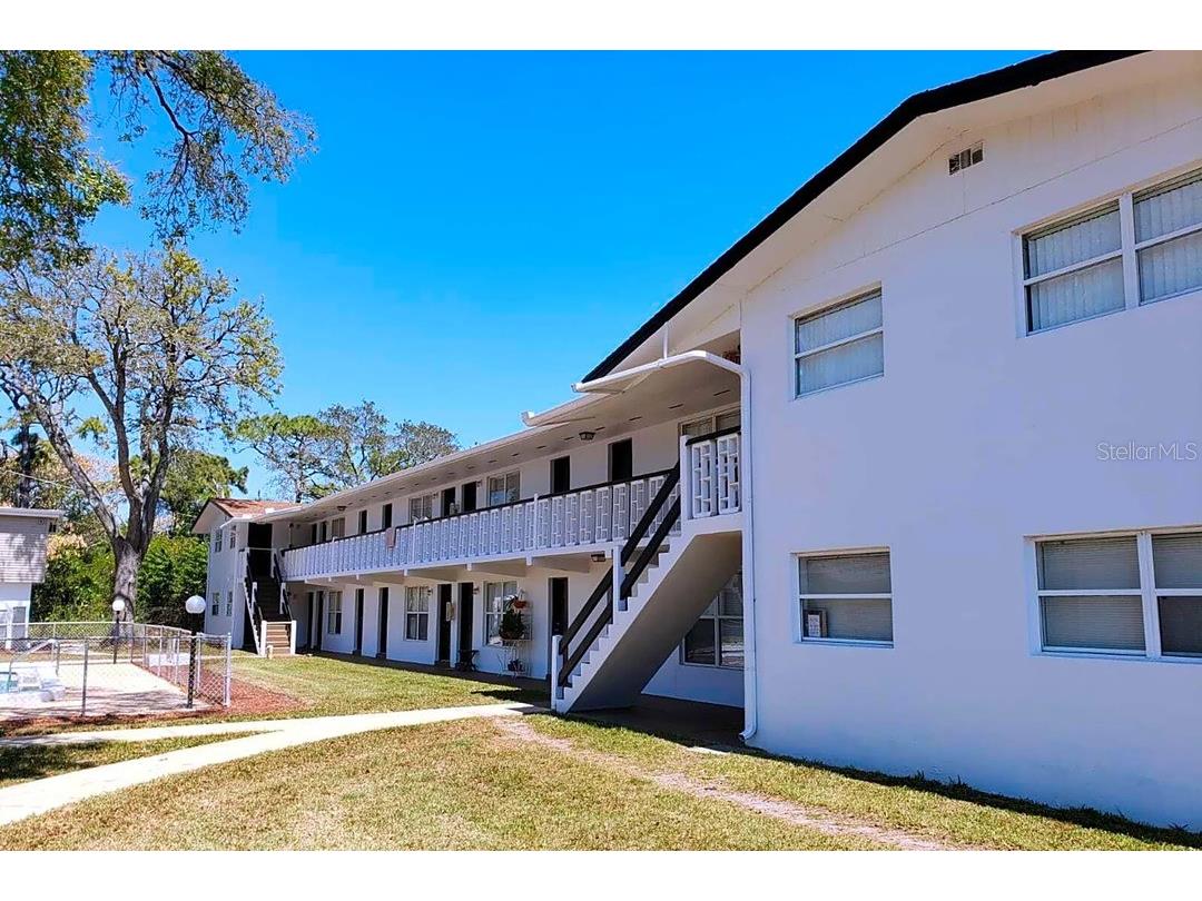 1432 Parkway Drive #10A Melbourne FL 32935 U8225639 image1