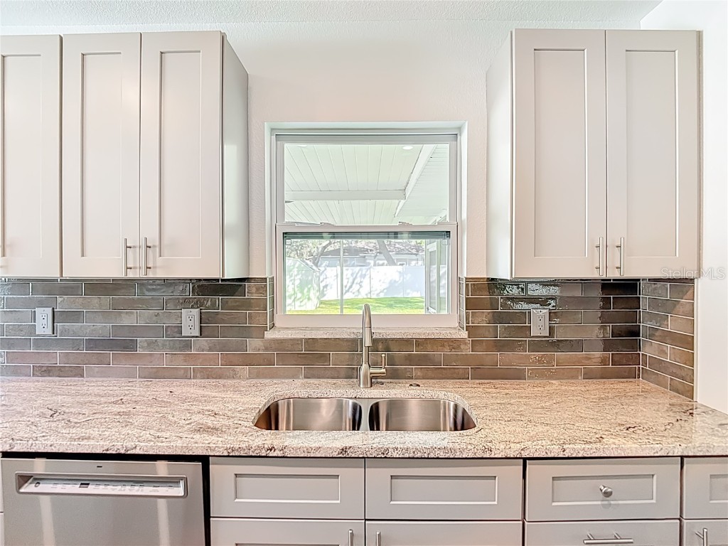 1432 Pine Street Clearwater FL 33756 TB8448953 image10