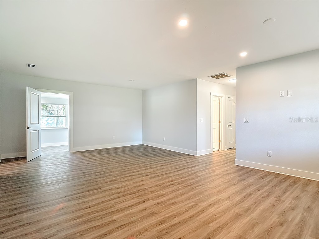 1432 Pine Street Clearwater FL 33756 TB8448953 image4