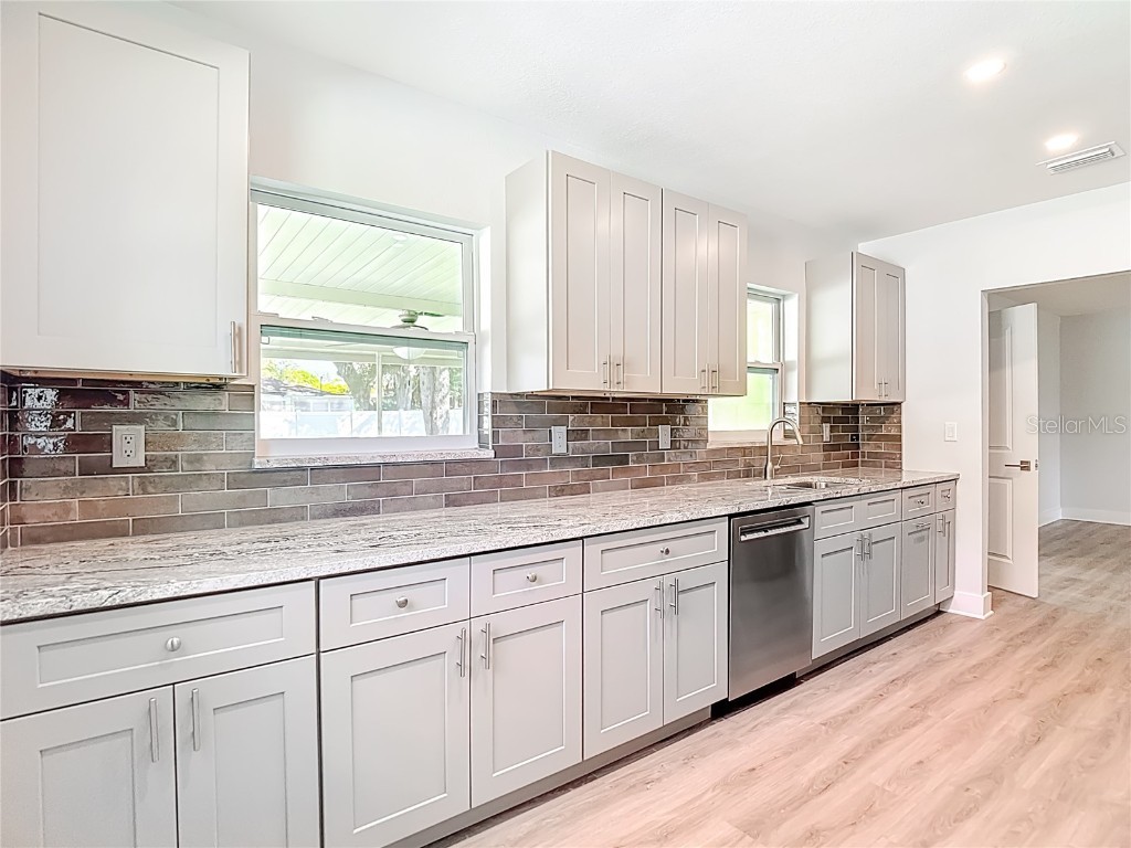 1432 Pine Street Clearwater FL 33756 TB8448953 image8