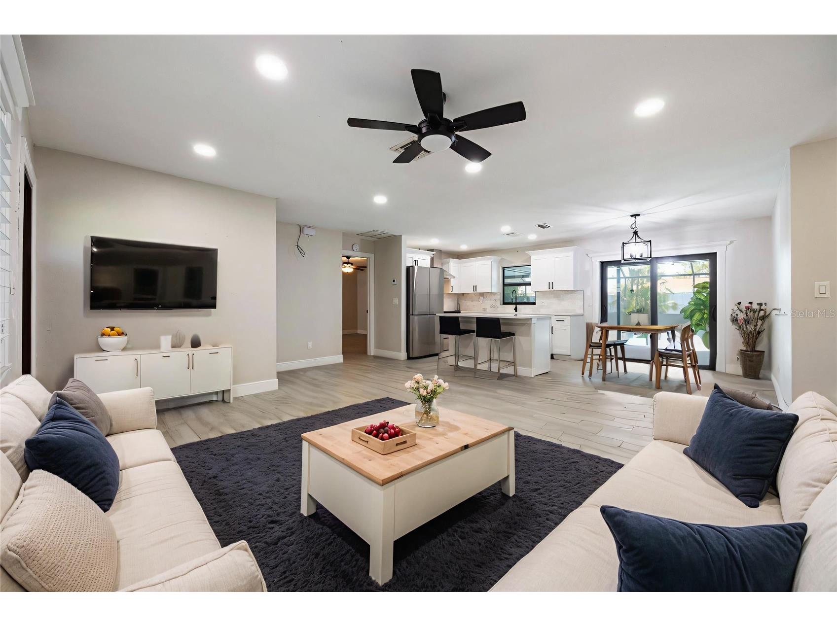 1432 SE 11th Street Cape Coral FL 33990 A4680768 image3