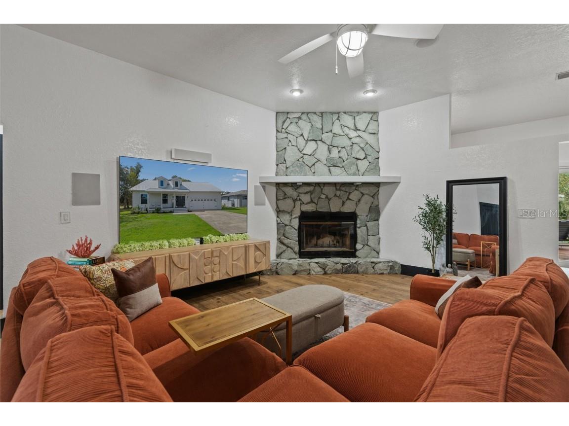 1432 SE 4th Avenue Crystal River FL 34429 OM710846 image15