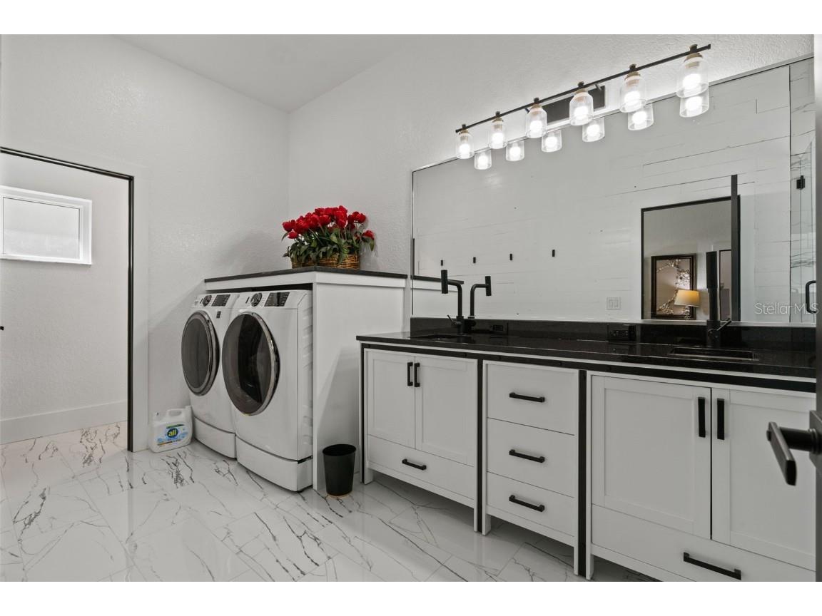 1432 SE 4th Avenue Crystal River FL 34429 OM710846 image24