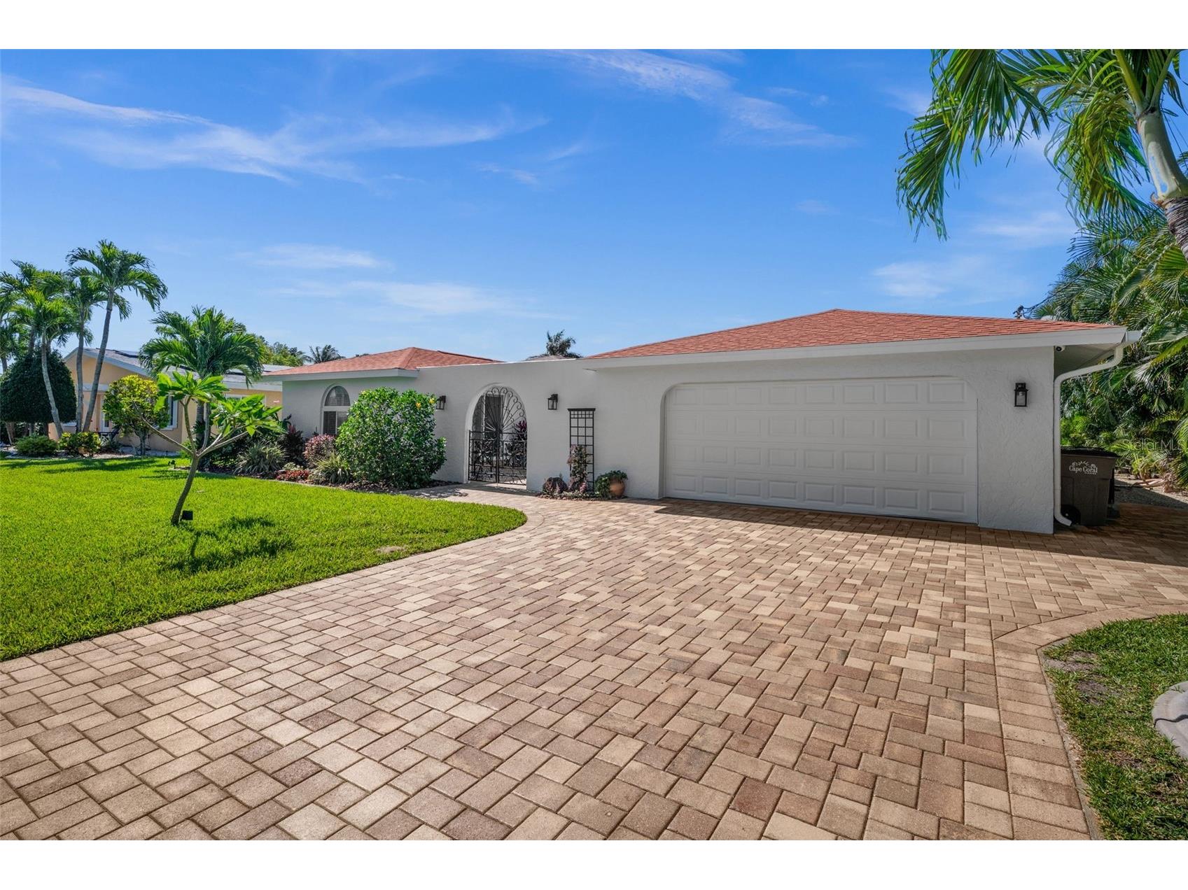 1432 Venetian Court Cape Coral FL 33904 - VIKING CANAL TB8509598 image2