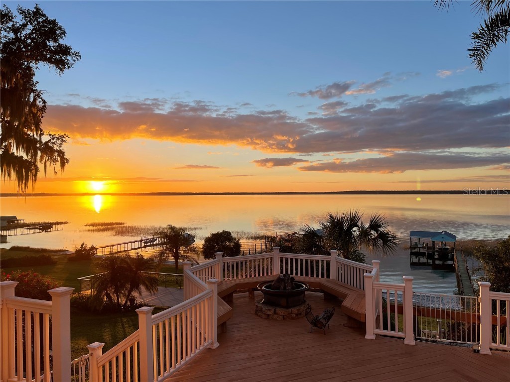 14320 SE 143rd Terrace Weirsdale FL 32195 - LAKE WEIR OM658481 image1