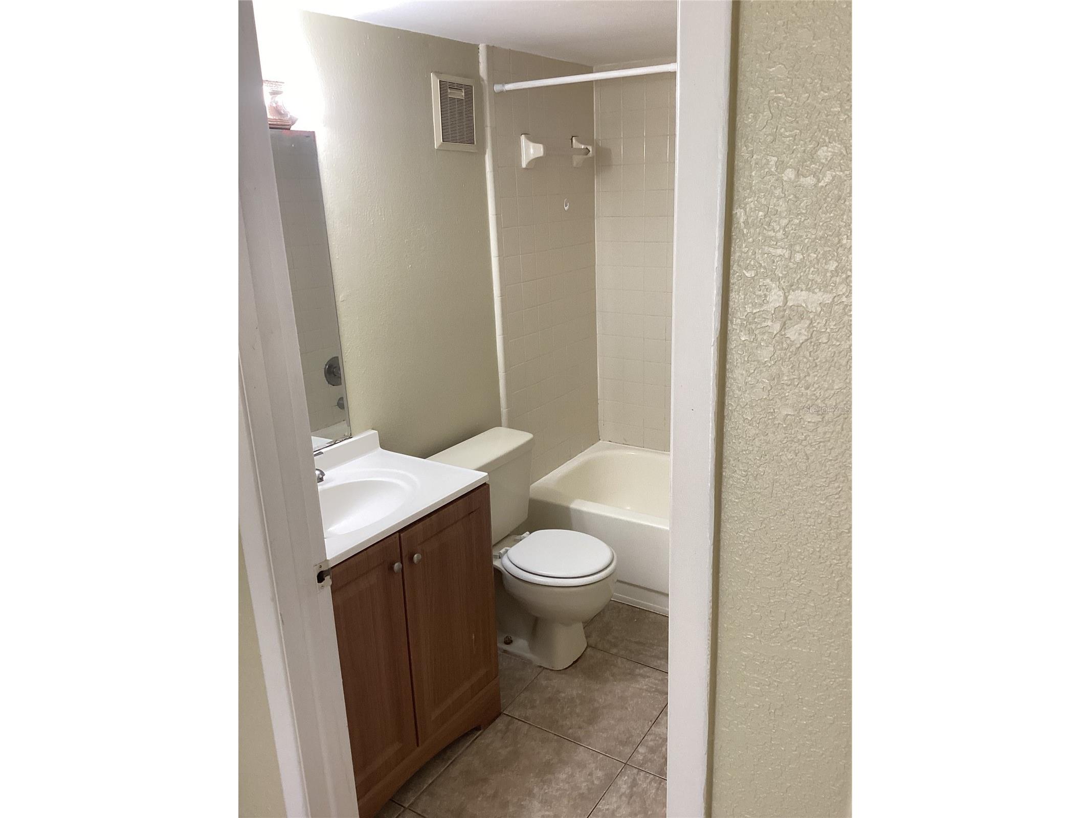 14321 Hanging Moss Circle #101 Tampa FL 33613 TB8498088 image18