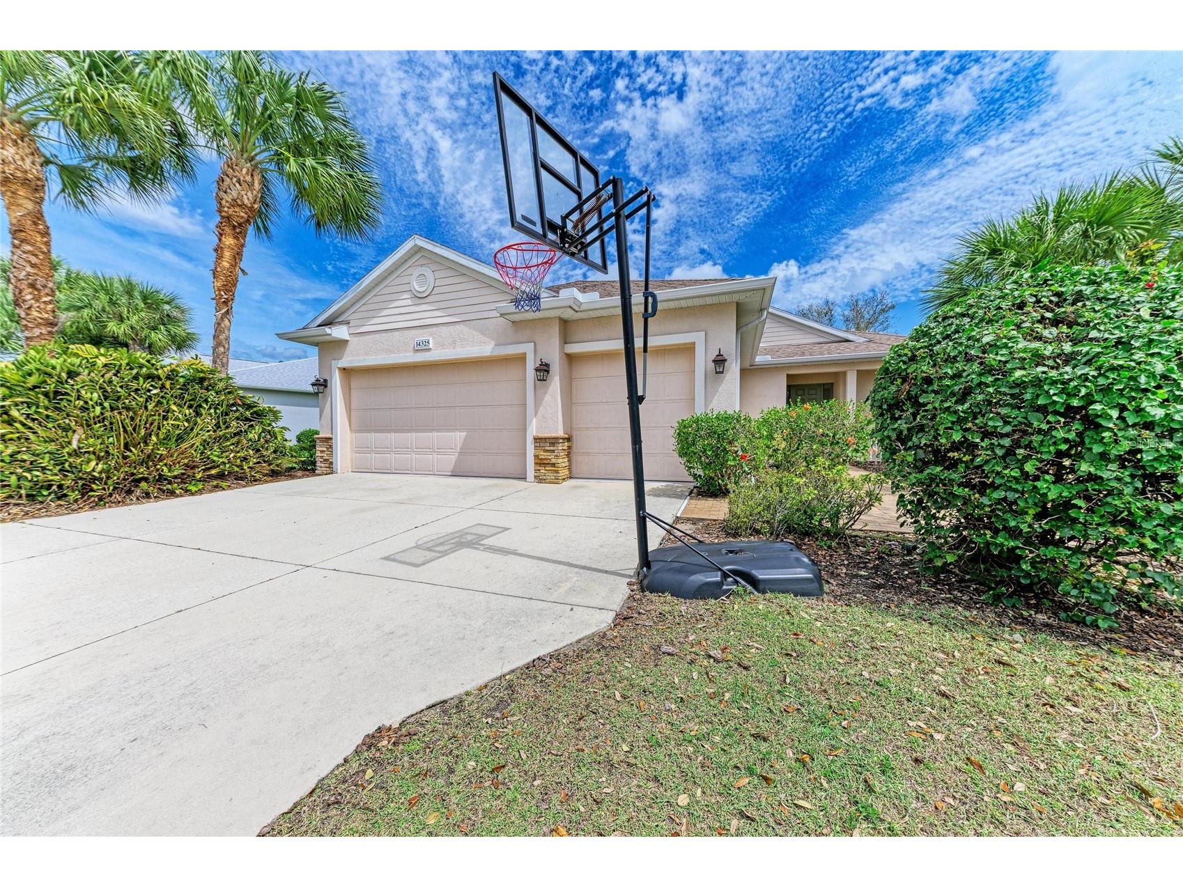 14325 Sundial Place Lakewood Ranch FL 34202 A4686524 image46