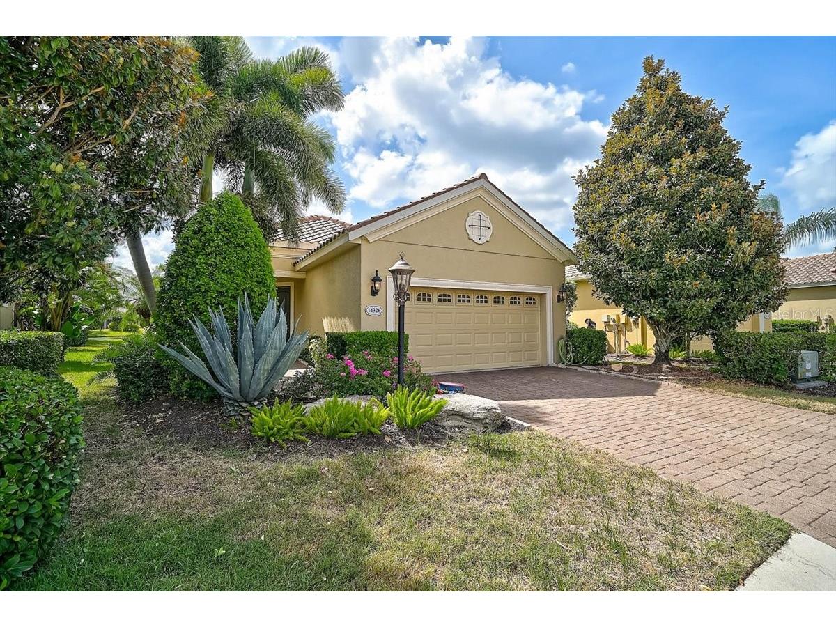 14326 Stirling Drive Bradenton FL 34202 A4696427 image2
