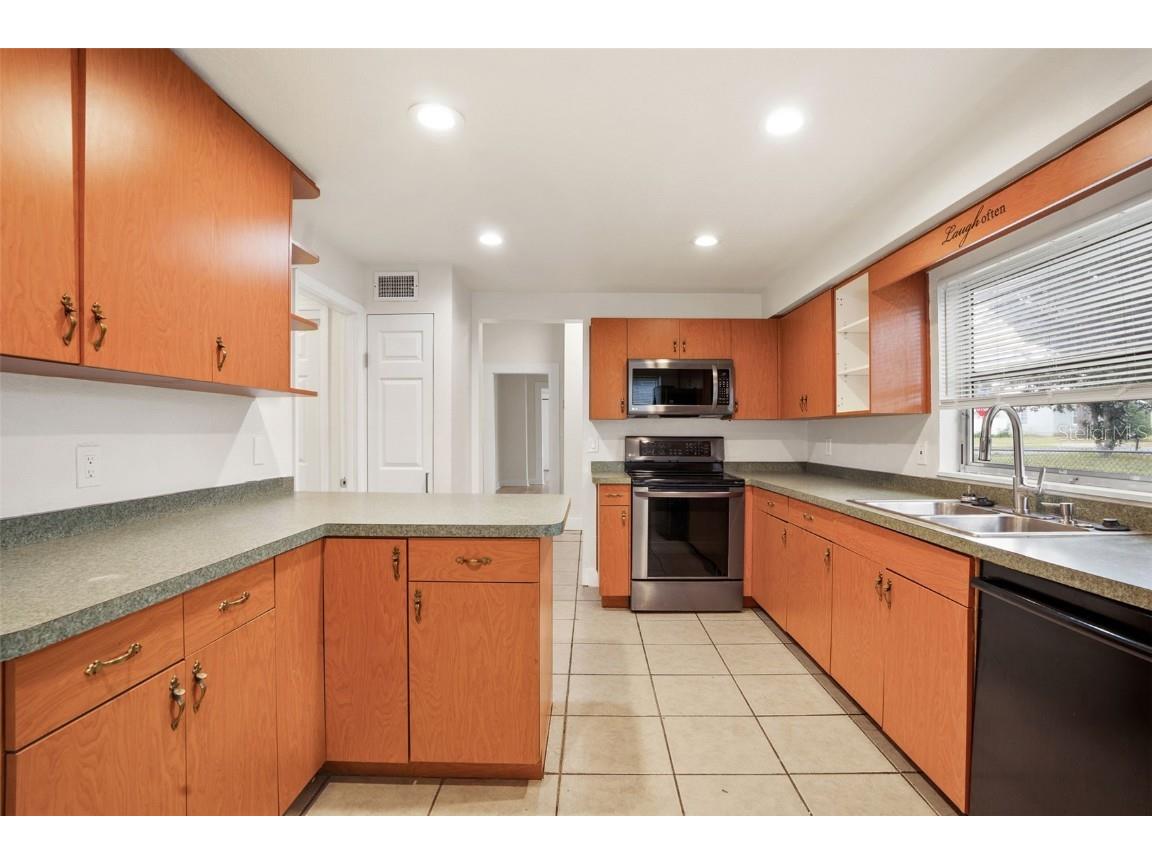 14329 14th Street Dade City FL 33523 TB8349827 image13