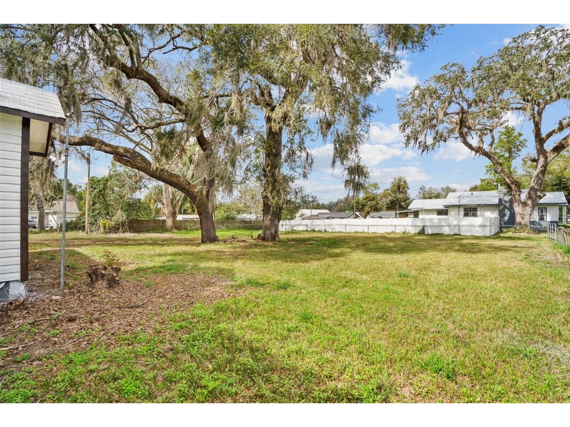 14329 14th Street Dade City FL 33523 TB8349827 image25