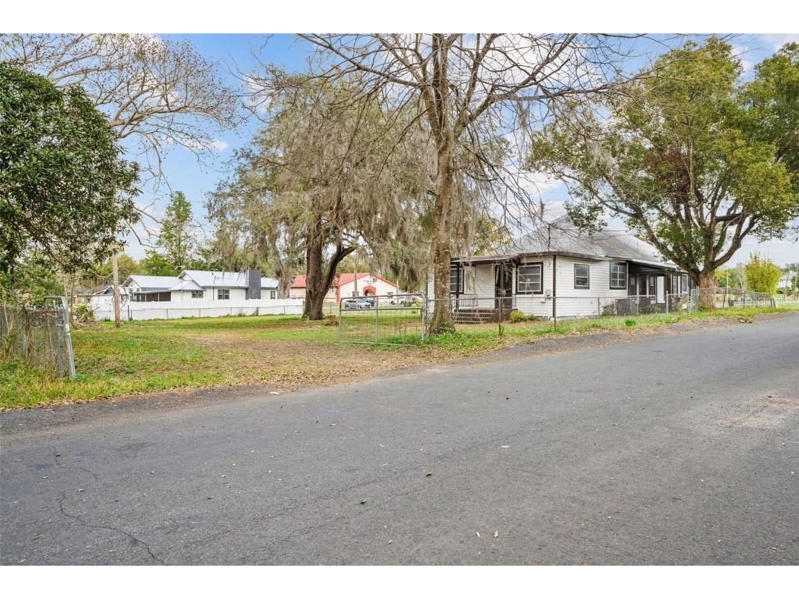 14329 14th Street Dade City FL 33523 TB8349827 image27