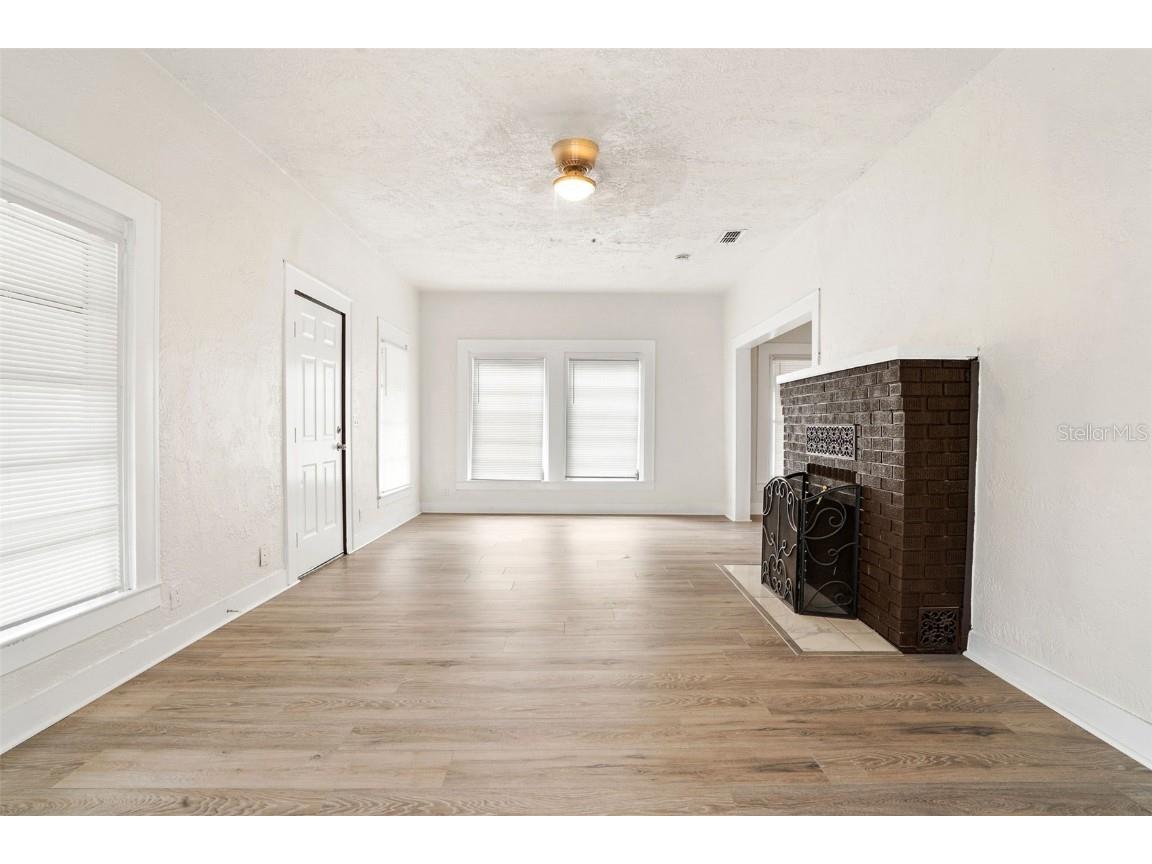 14329 14th Street Dade City FL 33523 TB8349827 image7