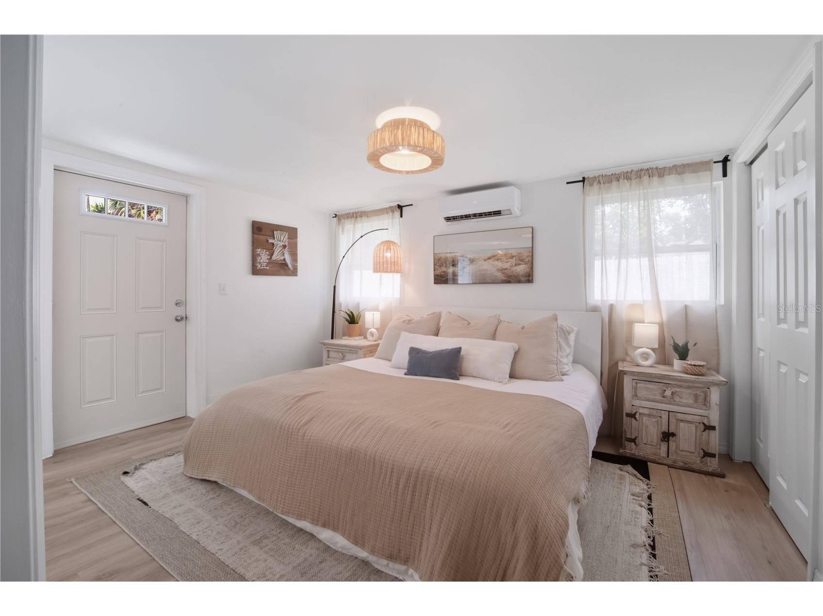 1433 27th Avenue S Saint Petersburg FL 33705 TB8436782 image18