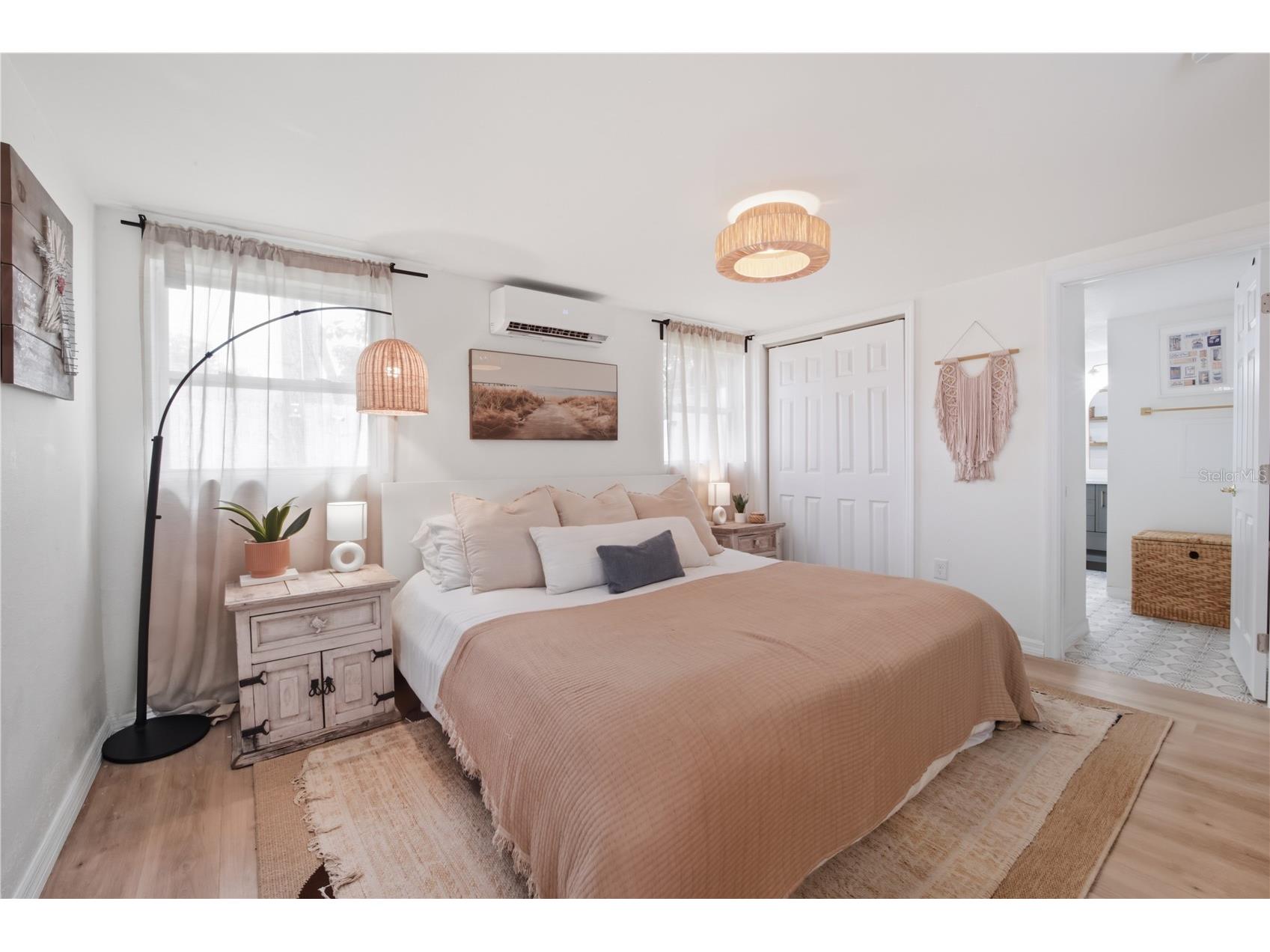 1433 27th Avenue S Saint Petersburg FL 33705 TB8436782 image19