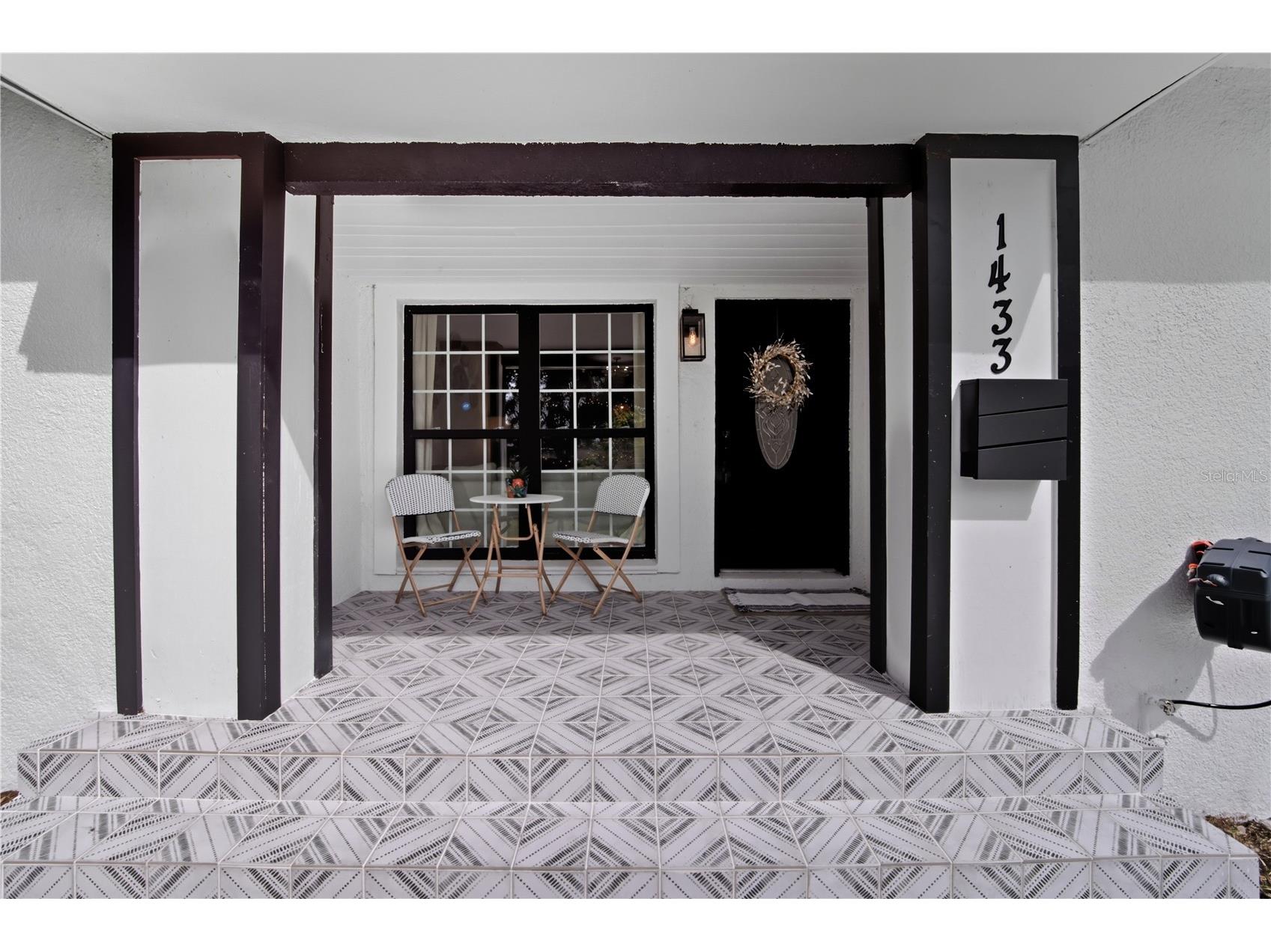 1433 27th Avenue S Saint Petersburg FL 33705 TB8436782 image2