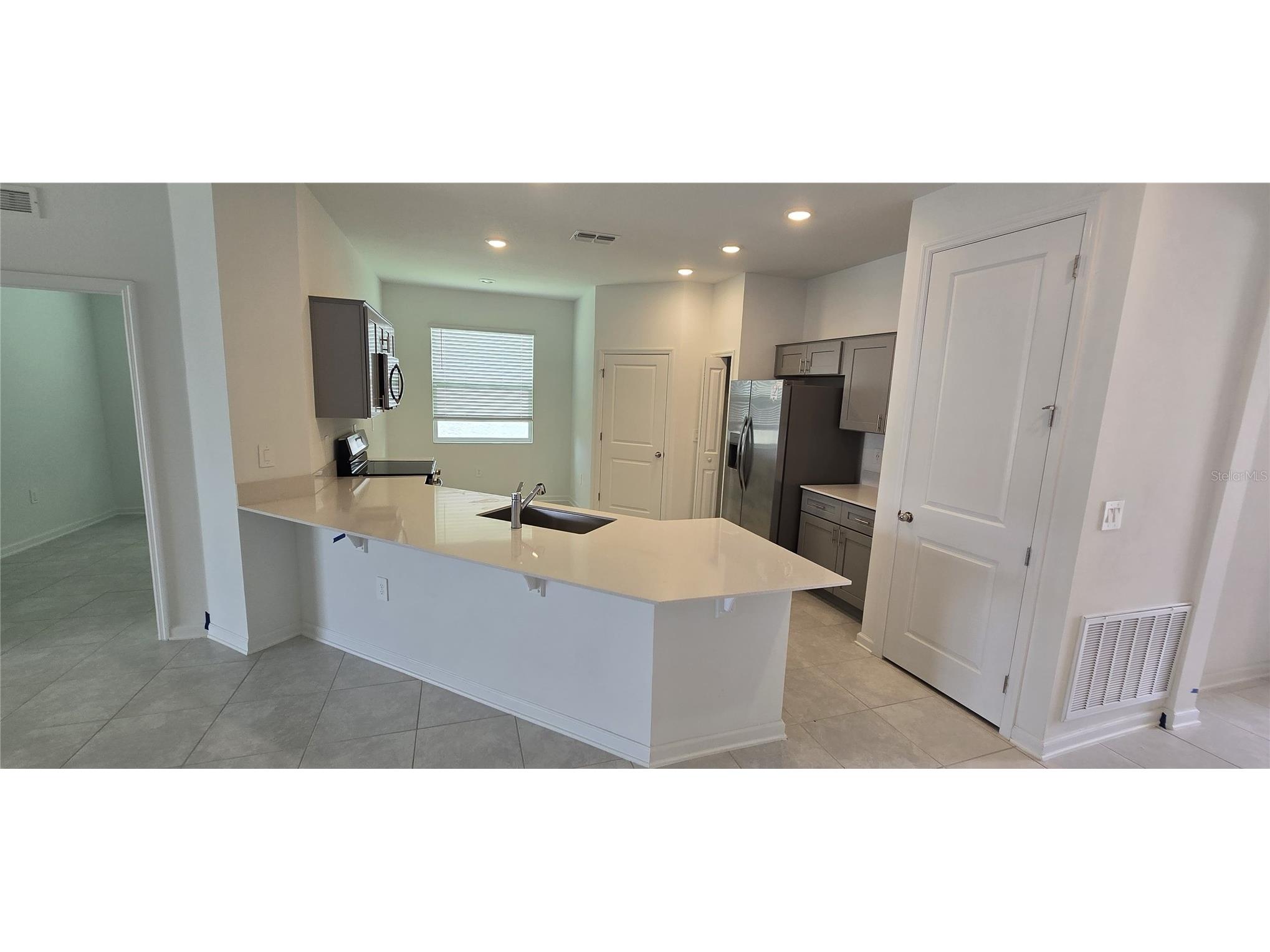1433 Deepwater Cir #A Eagle Lake FL 33839 O6421179 image4