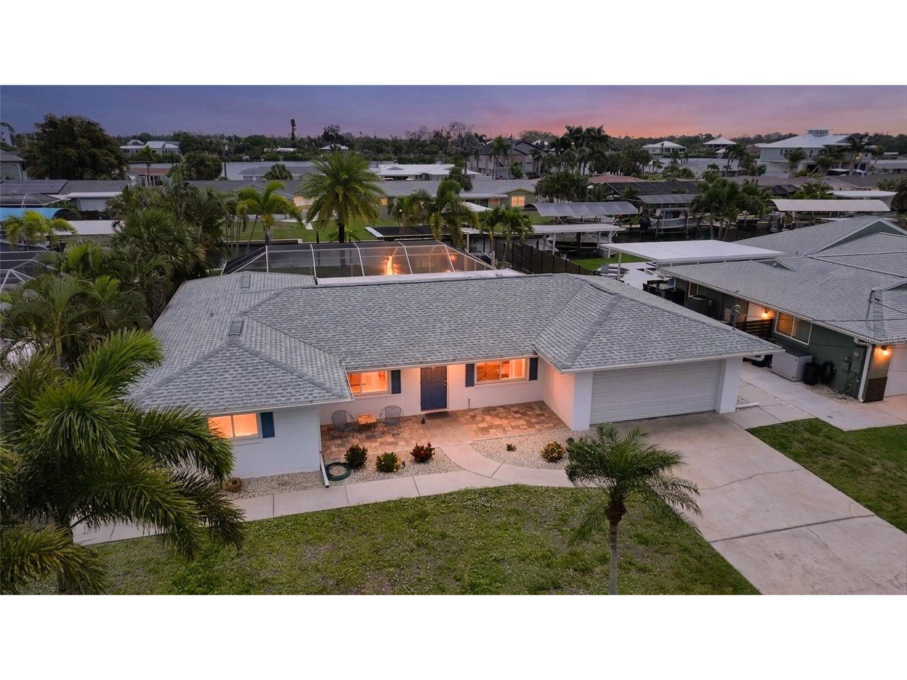 1433 Lemon Bay Drive Englewood FL 34223 D6147608 image2