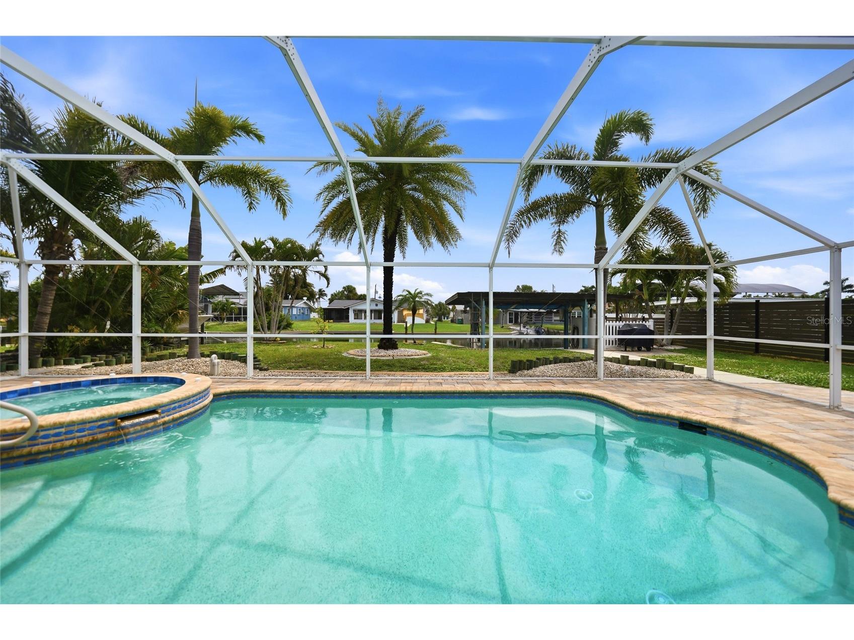 1433 Lemon Bay Drive Englewood FL 34223 D6147608 image6