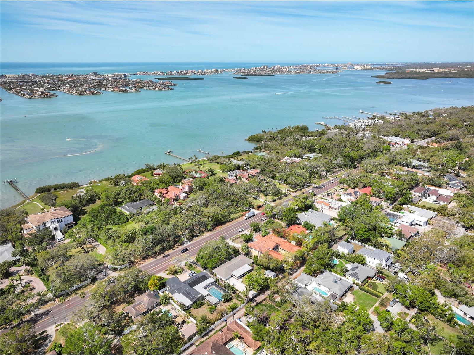 1433 Park Street N Saint Petersburg FL 33710 TB8480849 image2