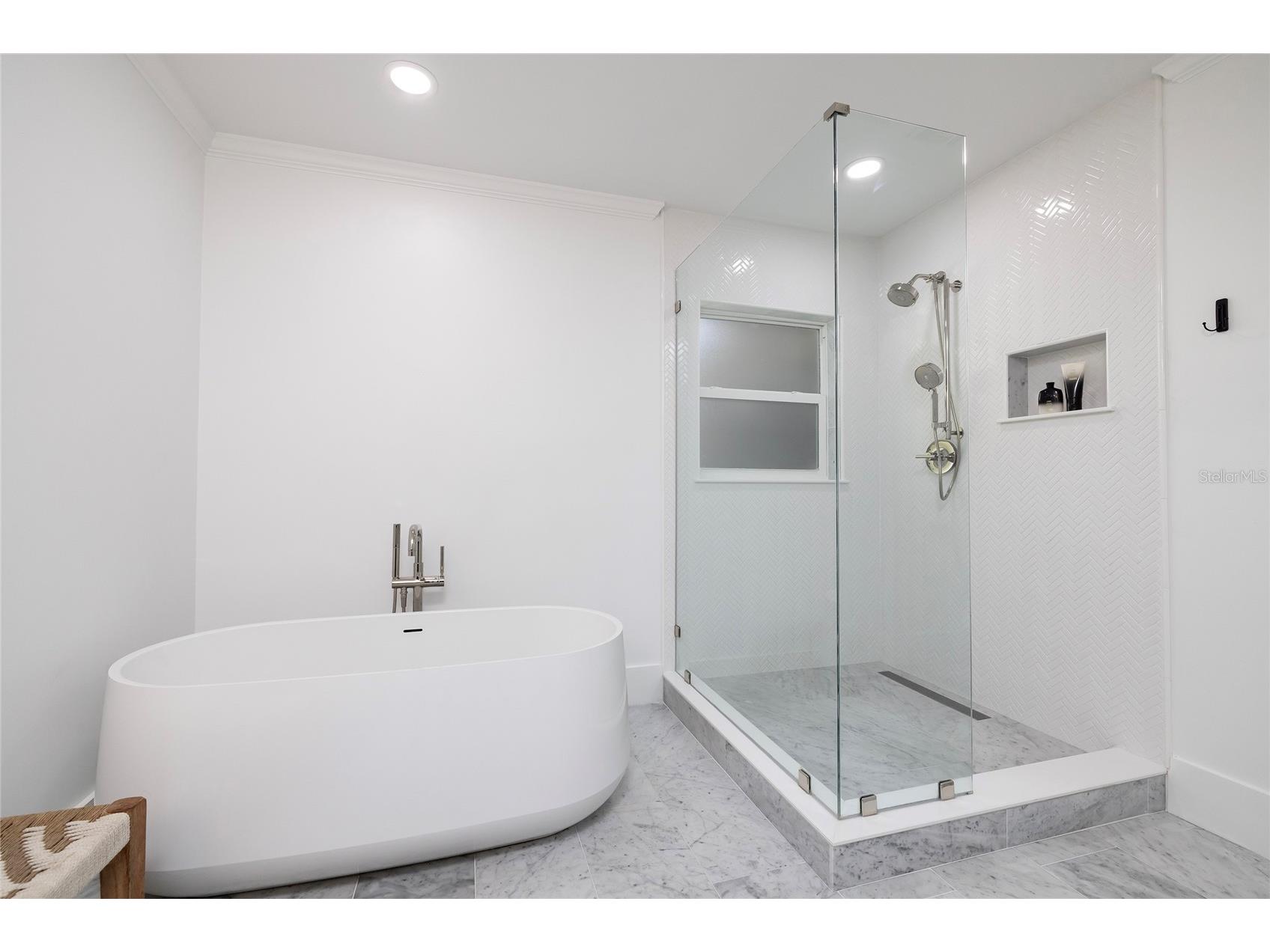 1433 Park Street N Saint Petersburg FL 33710 TB8480849 image25