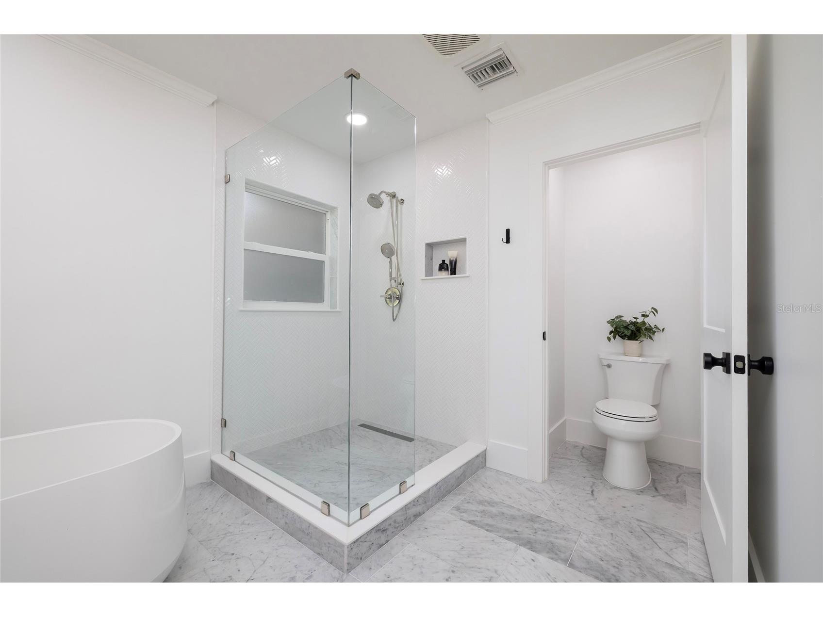 1433 Park Street N Saint Petersburg FL 33710 TB8480849 image26