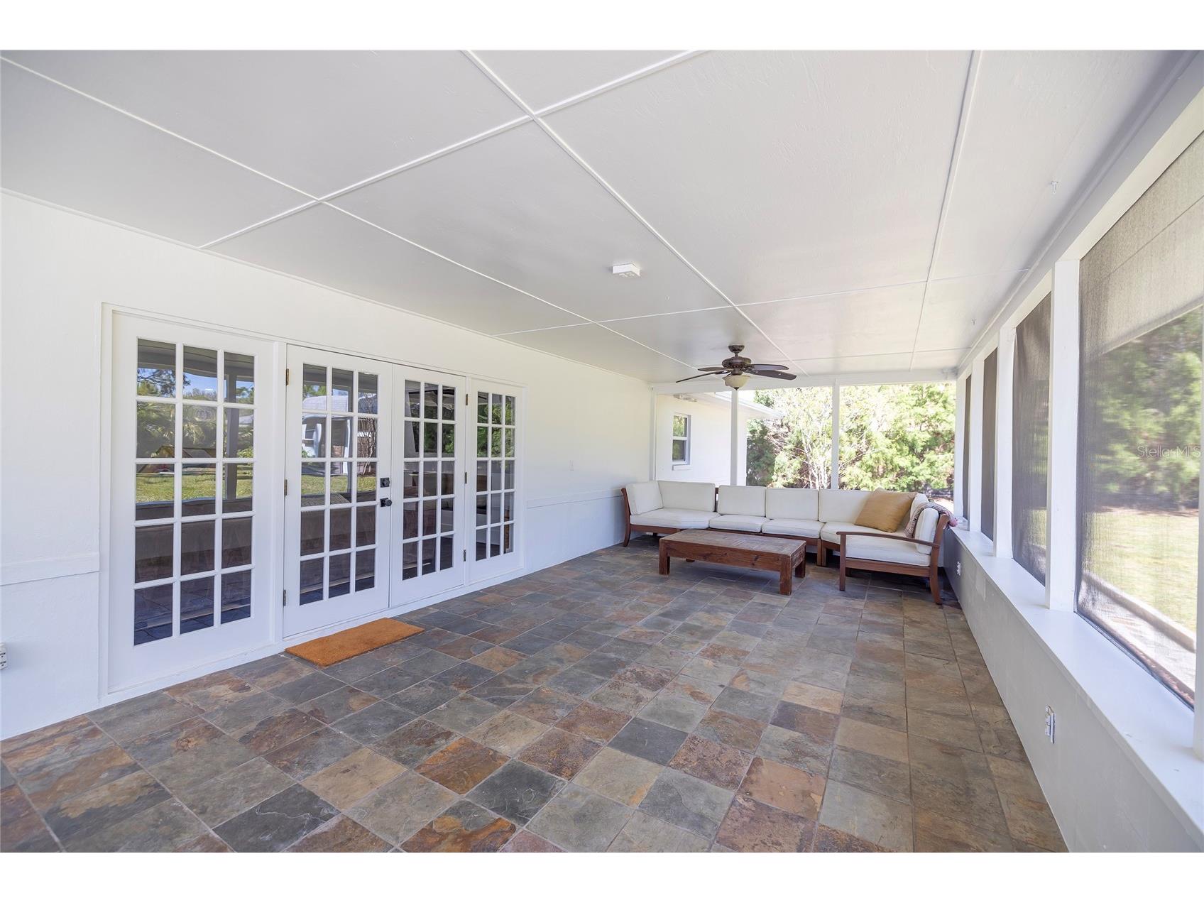 1433 Park Street N Saint Petersburg FL 33710 TB8480849 image37