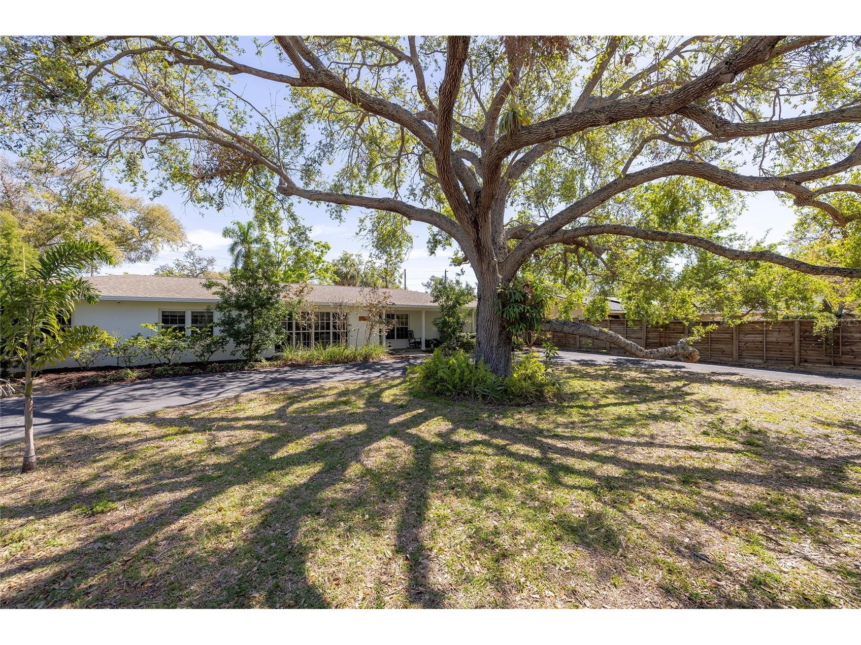 1433 Park Street N Saint Petersburg FL 33710 TB8480849 image44