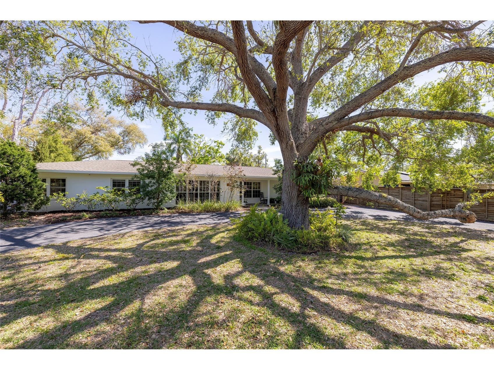 1433 Park Street N Saint Petersburg FL 33710 TB8480849 image45