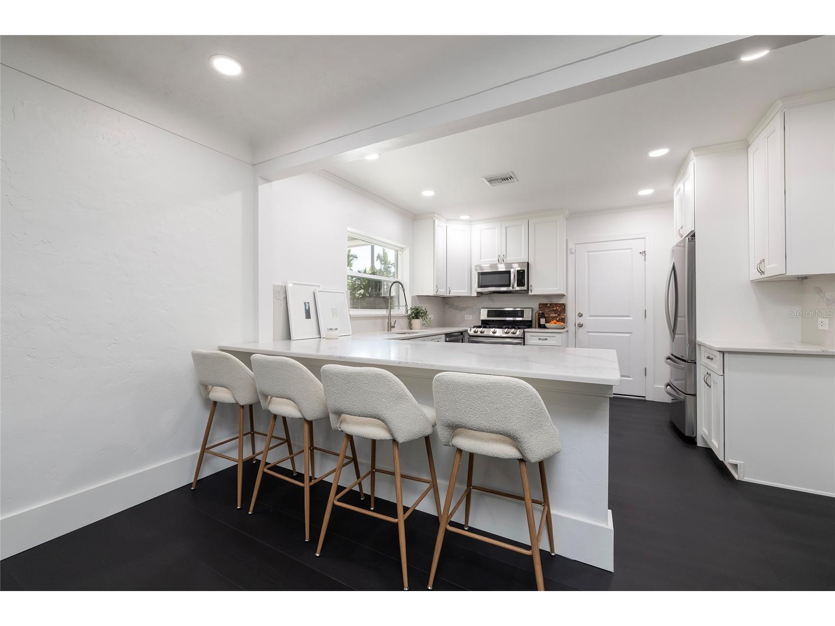 1433 Park Street N Saint Petersburg FL 33710 TB8480849 image6