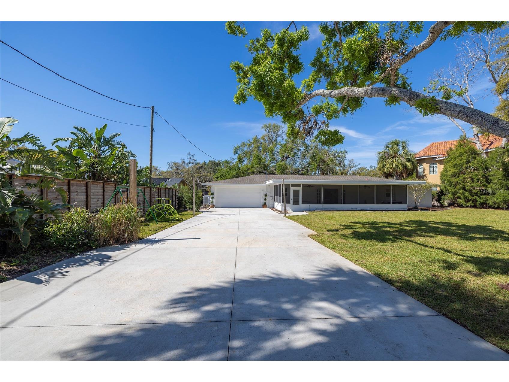 1433 Park Street N Saint Petersburg FL 33710 TB8480849 image76