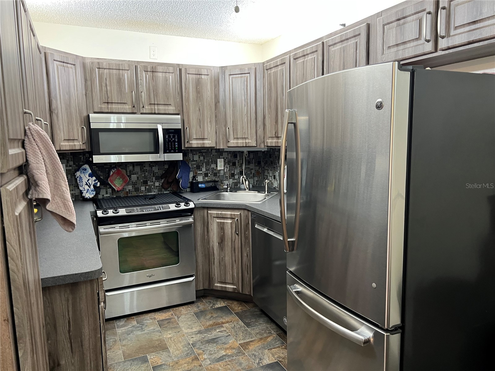 1433 Pine Glen Place #G2 Tarpon Springs FL 34688 TB8514318 image19