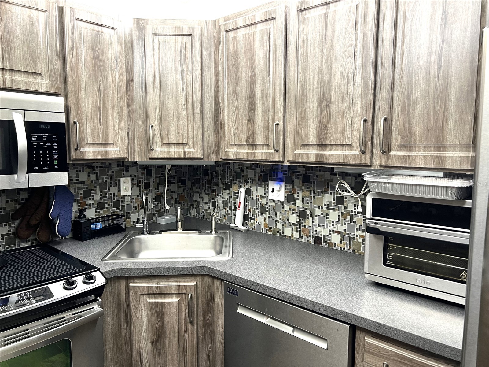 1433 Pine Glen Place #G2 Tarpon Springs FL 34688 TB8514318 image21