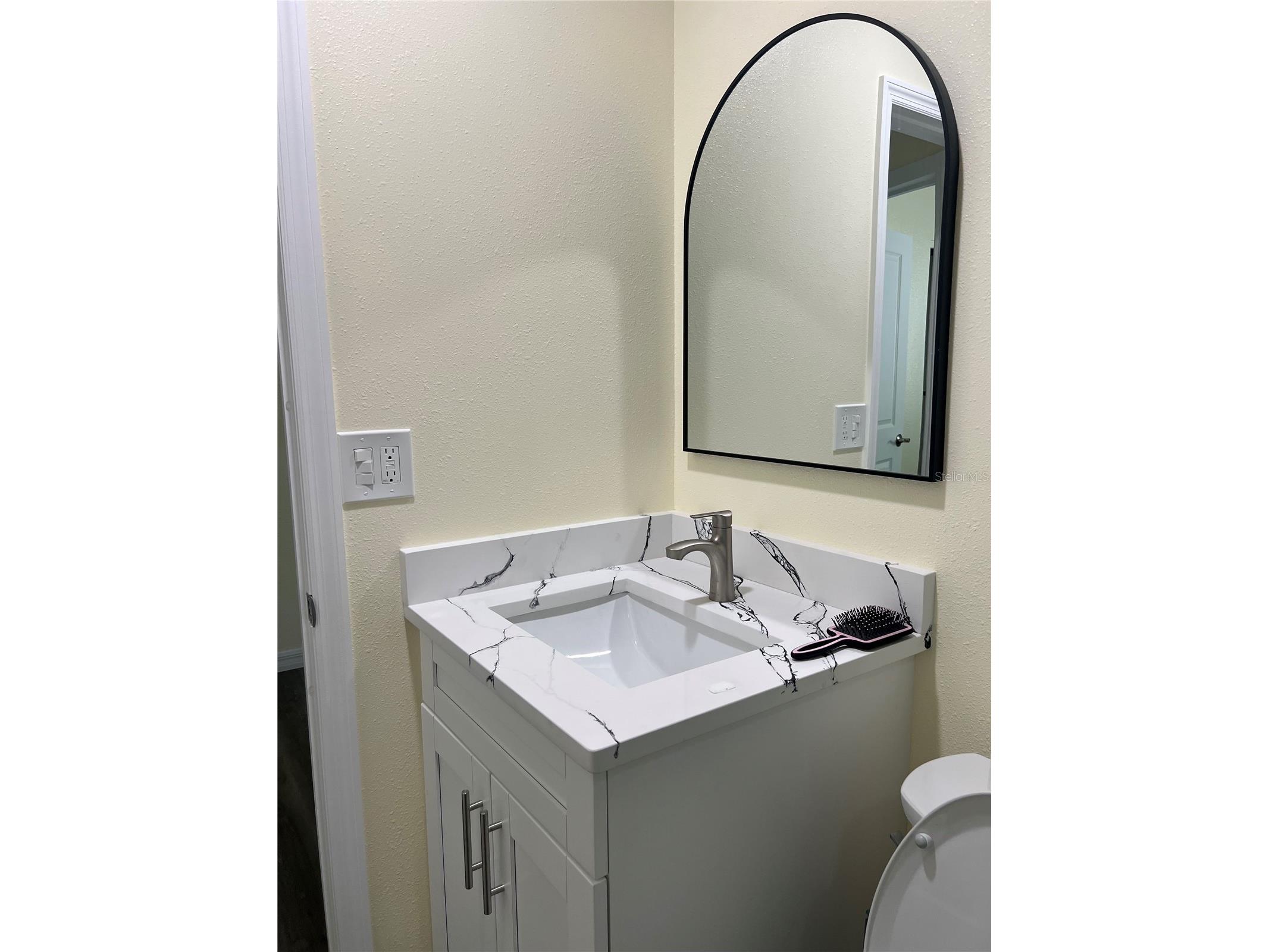 1433 S Belcher Road #B7 Clearwater FL 33764 A4689296 image9