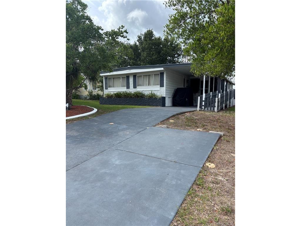 14334 Midfield Street Brooksville FL 34613 W7879909 image1