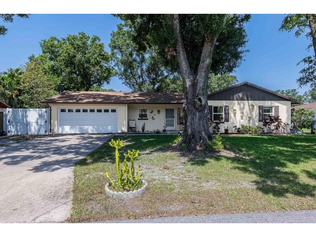 1434 Country Ridge Drive Lakeland FL 33801 L4953386 image1
