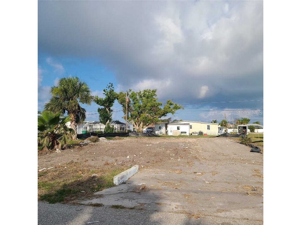 1434 Kingfisher Drive Englewood FL 34224 D6130677 image1