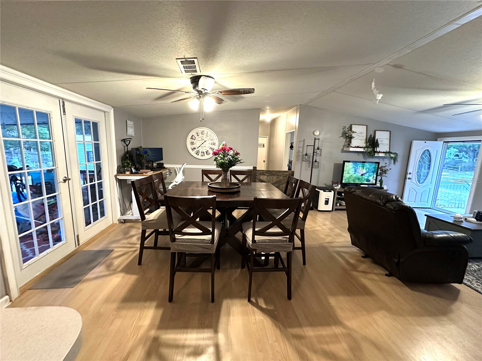 1434 Lake Shore Drive Casselberry FL 32707 O6406496 image8