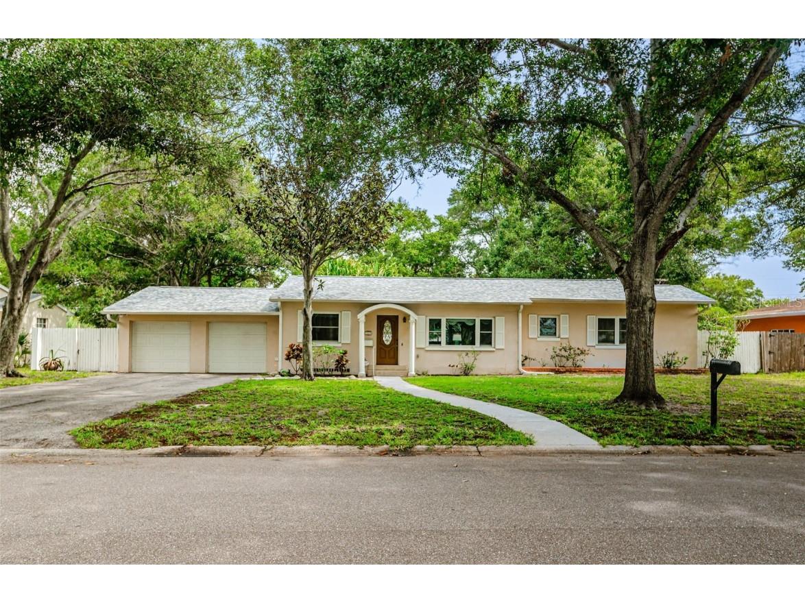 1434 N Hibiscus Street Clearwater FL 33755 - HIBISCUS LAKE T3448250 image1