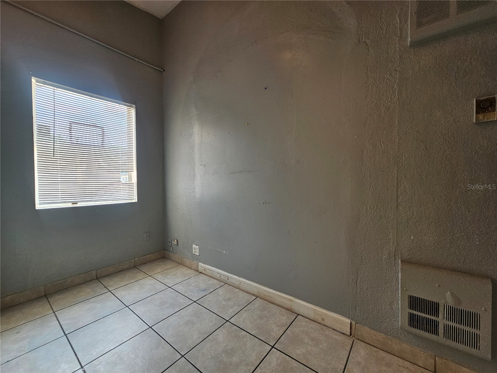 1434 N Pine Hills Orlando FL 32808 S5149716 image8