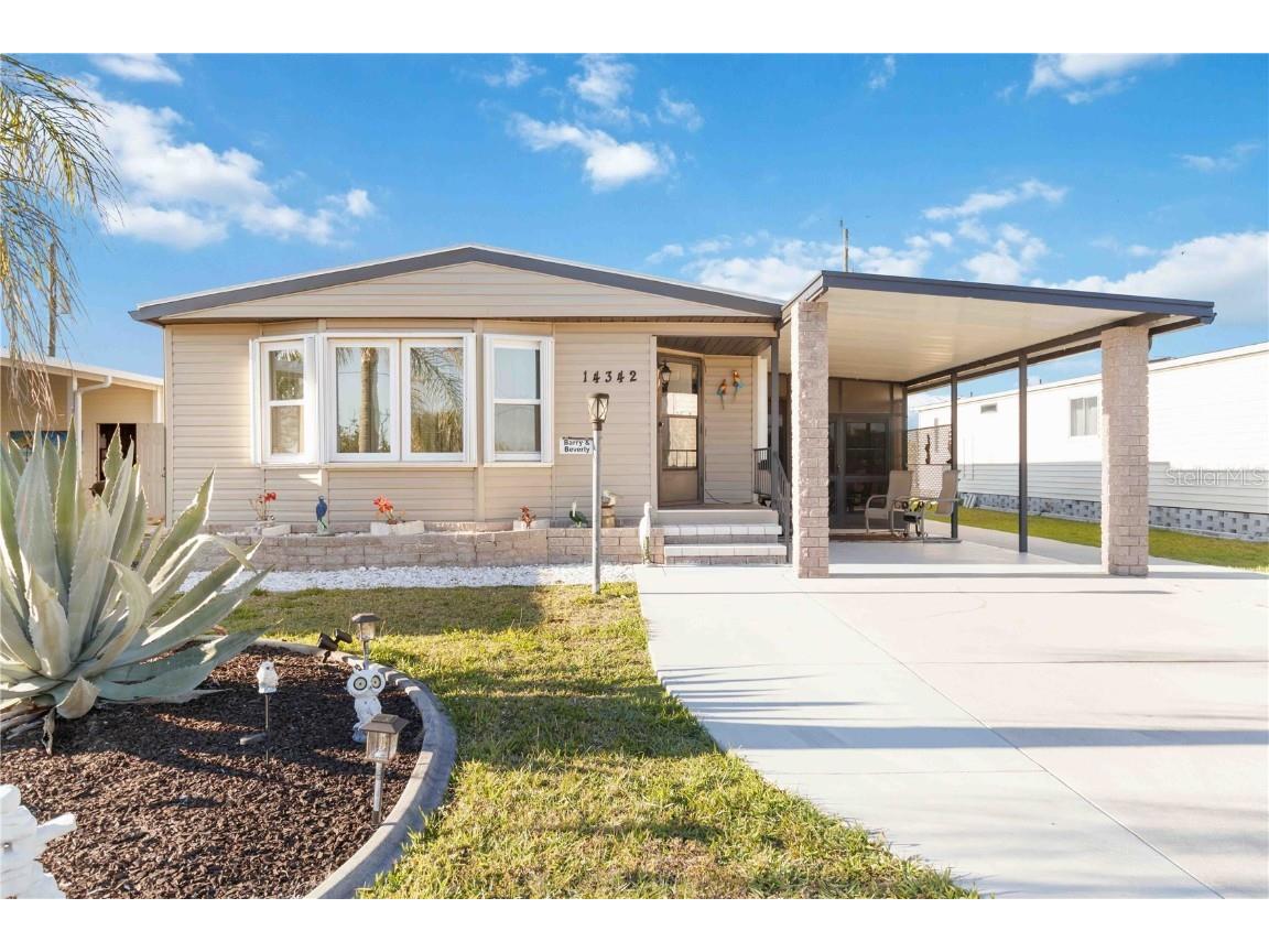 14342 Weeksonia Avenue Port Charlotte FL 33953 A4643743 image1