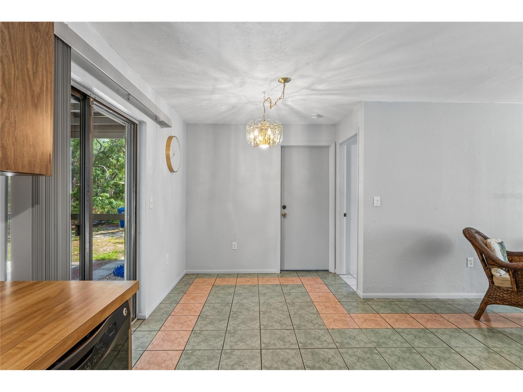 14345 Missouri Skylark Road Weeki Wachee FL 34614 W7885462 image14