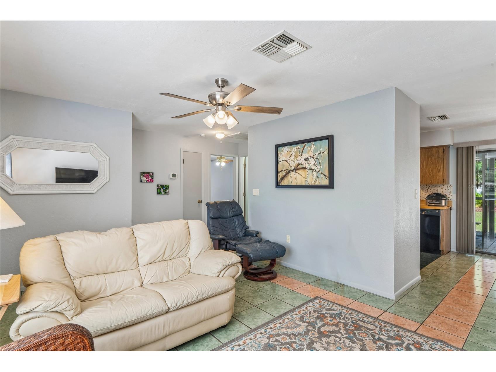 14345 Missouri Skylark Road Weeki Wachee FL 34614 W7885462 image9