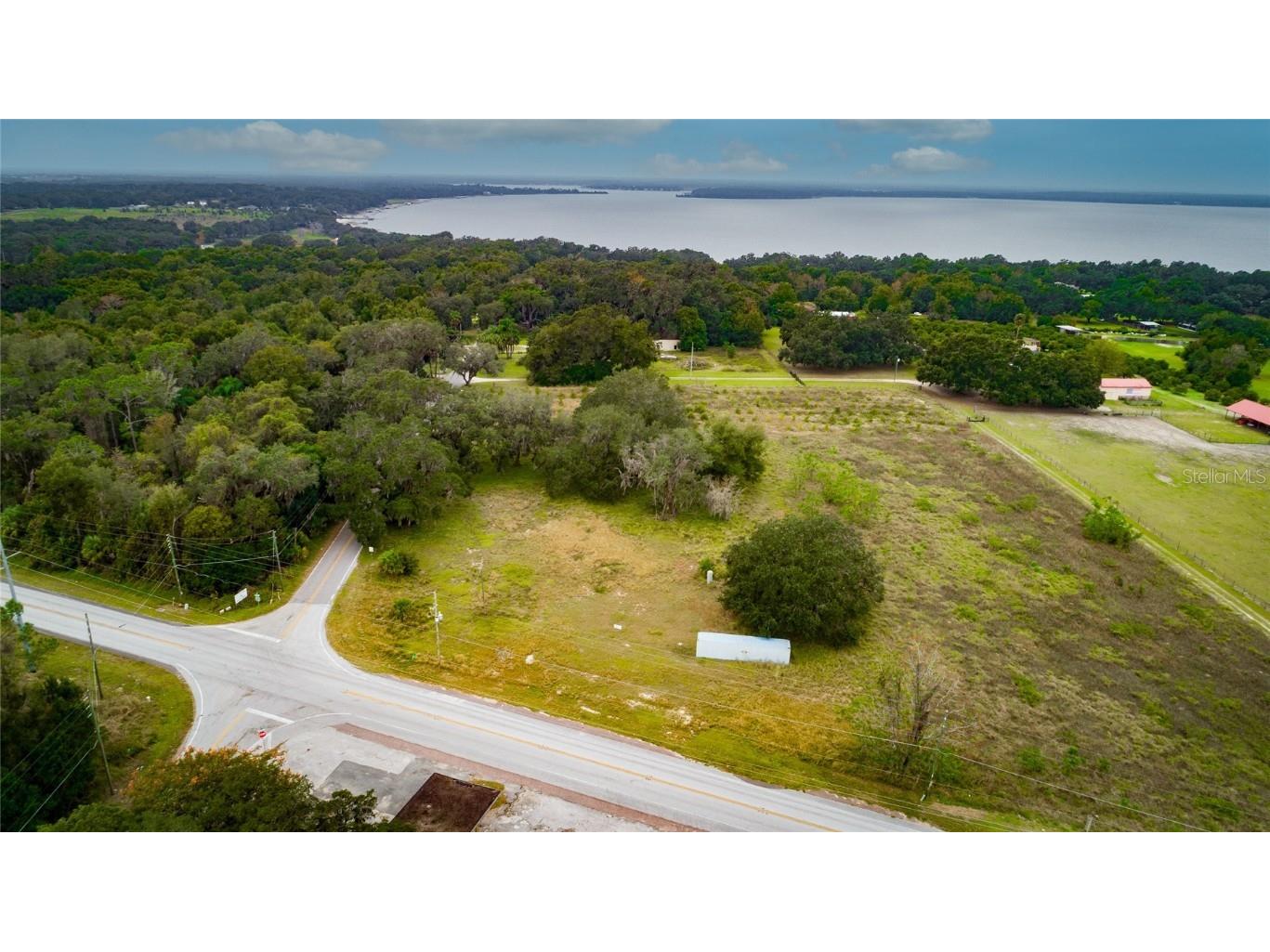 14345 SE 155th Street Weirsdale FL 32195 G5062475 image1