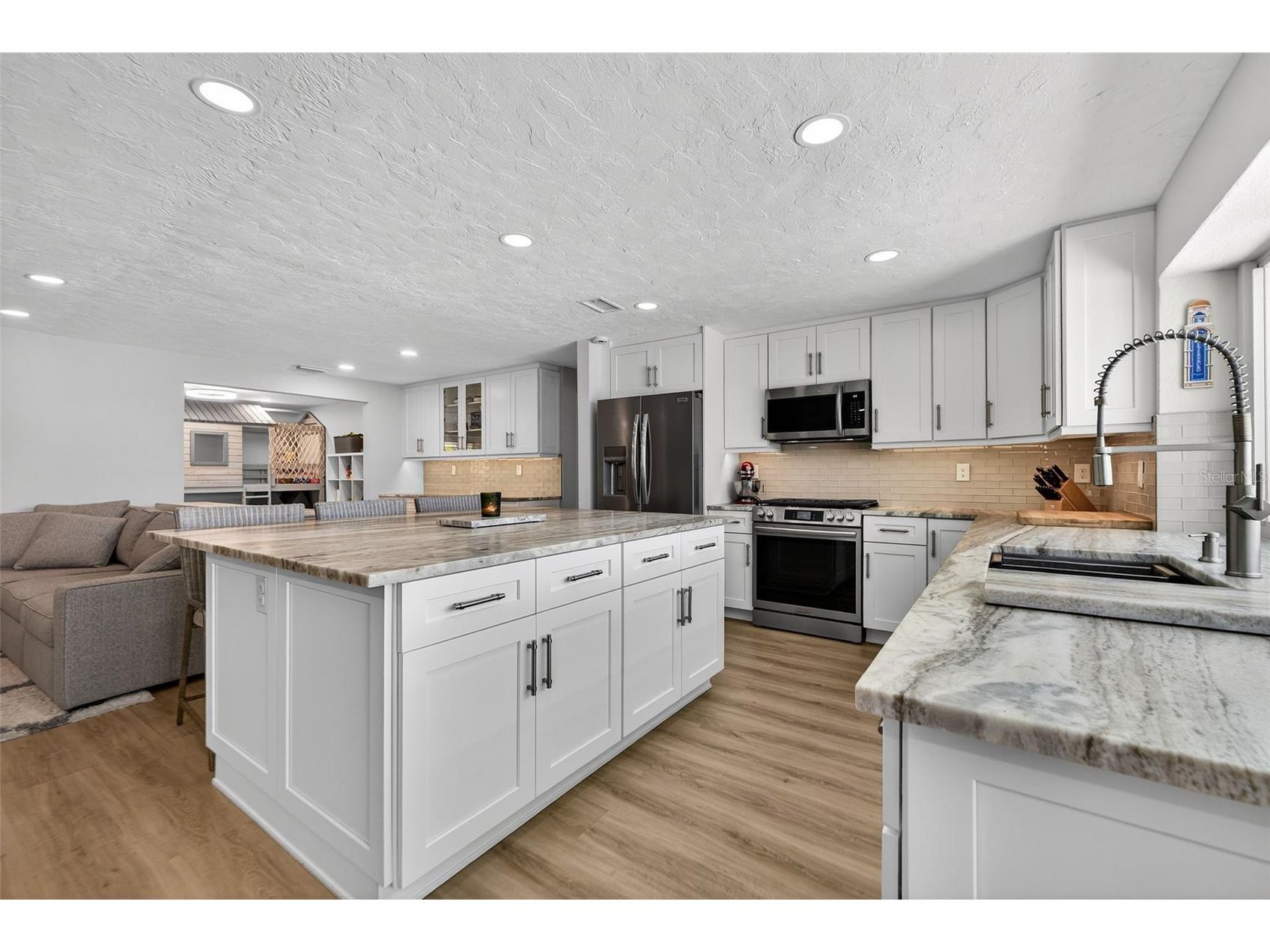 1435 48th Avenue NE Saint Petersburg FL 33703 TB8488393 image14